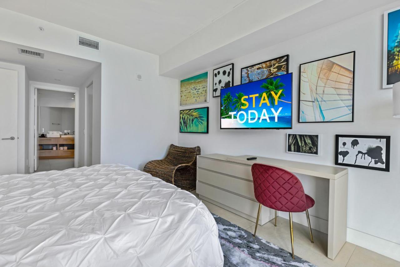 Seashore Resort - 2 Bedroom Right On The Beach Direct Ocean-View With Amenities On The Rooftop Χόλιγουντ Εξωτερικό φωτογραφία