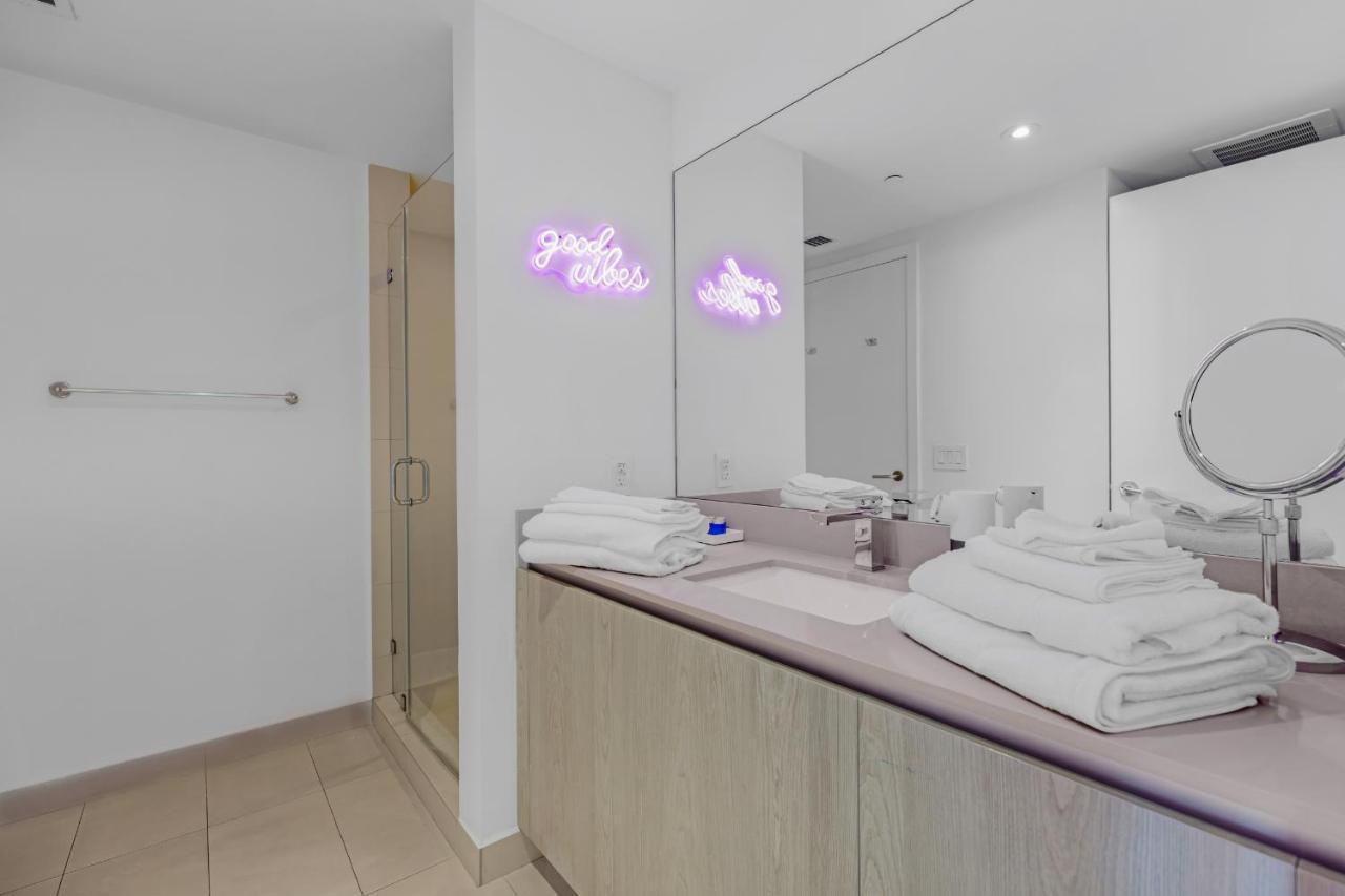 Seashore Resort - 2 Bedroom Right On The Beach Direct Ocean-View With Amenities On The Rooftop Χόλιγουντ Εξωτερικό φωτογραφία