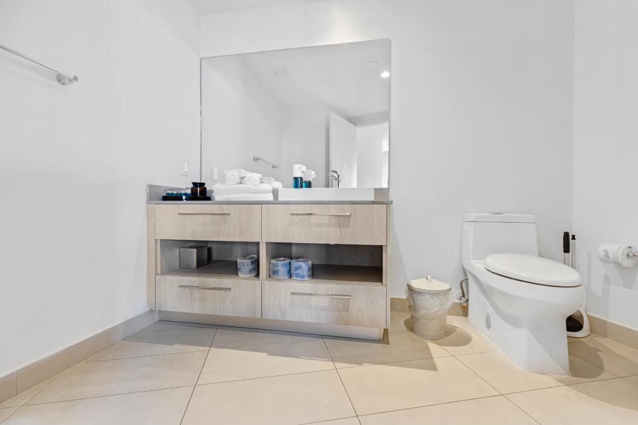 Seashore Resort - 2 Bedroom Right On The Beach Direct Ocean-View With Amenities On The Rooftop Χόλιγουντ Εξωτερικό φωτογραφία